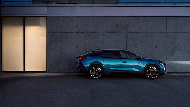 尚騰入主後發威！Peugeot 接單達千台破銷售紀錄！
