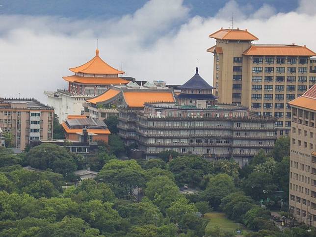 真理、佛光、文化、大葉四所大學因短報缺額遭罰。（圖：文化大學臉書）