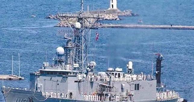 海軍艦上兵跳船！因「這2原因」怒從甲板跳海　遭判10月徒刑