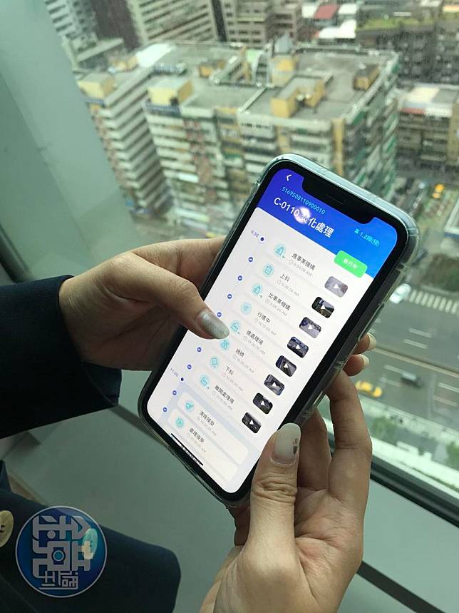 楊永發推出中衛科技平台APP，事業單位可一鍵下單，獲得廢棄物的清運報價與排程。