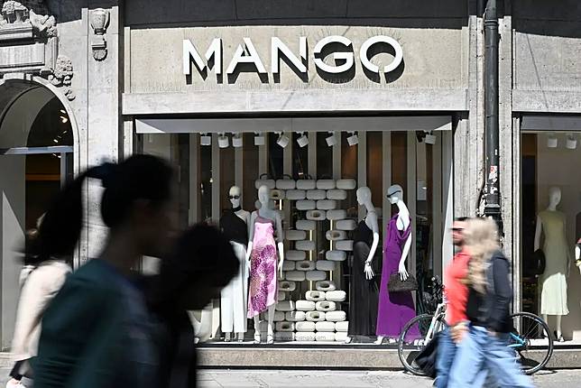 ▲知名西班牙服飾品牌Mango的創辦人去年12月在巴塞隆納附近的峽谷墜崖身亡，原本以為是健行時發生意外，現在傳出案情不單純，創辦人的兒子被列為謀殺嫌疑人。（圖／美聯社／達志影像）