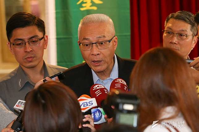 針對批踢踢對於高雄市長韓國瑜的傳聞，國民黨主席吳敦義31日表示，所謂的假消息實在太惡毒了。（顏麟宇攝）
