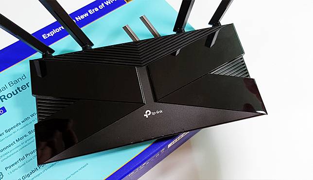 換掉家中老舊路由器！平價Wi-Fi 6路由器TP-Link Archer AX20開箱，輕鬆升級次世代無線網路！