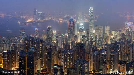 在《全球金融中心指數》最新排名中，香港失去了亞洲首要金融中心的頭銜，被新加坡取代