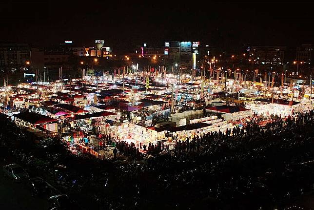 花園夜市是台南最大夜市。圖／截自台南旅遊網