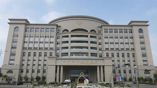 院檢見解不同爆氣？ 羈押庭上彰化地院男法官要將女檢逮捕上手銬