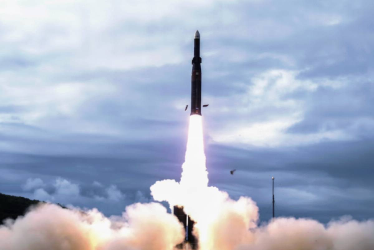 中科院首度衛星火箭失敗自毀 專家：可發展導彈、台版ATACMS | 信傳媒 | LINE TODAY