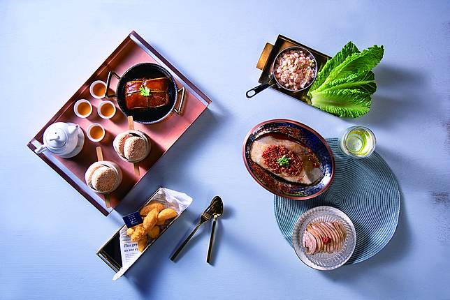 「飯BAR Station微風信義店」今年也為小家庭特別設計充滿時尚感的母親節套餐。（圖/飯BAR Station微風信義店）