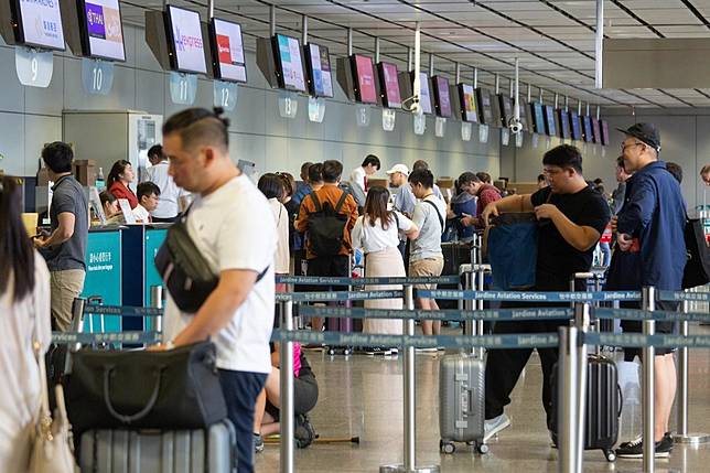 機場快綫因電腦系統故障，香港站市區預辦登機服務暫停。(資料圖片)