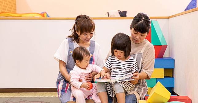 勞動節公托也放假！家長收「聯絡簿通知」傻眼，還釣出苦主，勞動節+補休「連放5天」