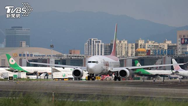 松山機場暫停地面作業，航班延誤。（示意圖／shutterstock達志影像）