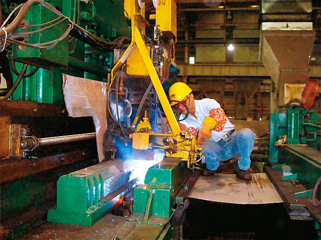 為提升不鏽鋼產業競爭力，義联集團自2008年出手收購唐榮股權，隔年提出併購申請。（翻攝唐榮官網）