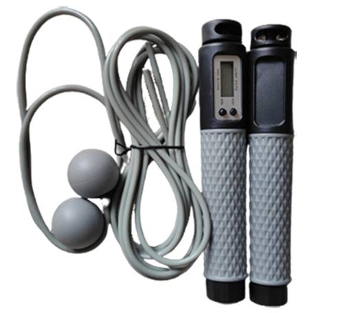 紀念版計數無繩+有繩跳繩組，有灰色/粉紅色兩種色系選擇。(圖/台隆手創館)