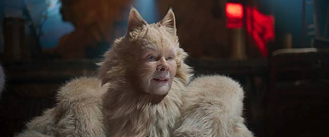 茱蒂丹契重返《CATS 貓》霸氣飾演奶奶貓Old Deuteronomy。圖片出處：IMDb