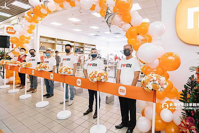 「小米之家員林大潤發授權店」為小米在彰化縣的首間實體門市，於10月23日盛大開幕。