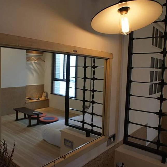 ▲過小路的房間佈置相當舒適（圖／IG @throughapath）