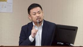 勞動部長洪申翰。本報資料照