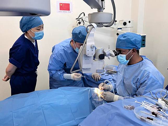 Chinese doctors and an Ethiopian doctor conduct a cataract surgery at Tirunesh Beijing Hospital in Addis Ababa, Ethiopia, on Jan. 2, 2025. (Tianjin Eye Hospital/Handout via Xinhua)