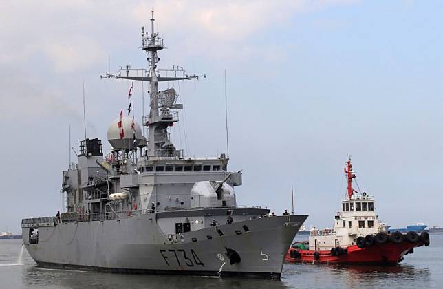 法國海軍護衛艦Vendemiaire去年3月12日親善訪問菲律賓馬尼拉。(路透檔案照)