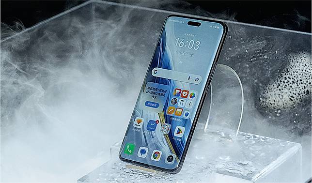防水抗低溫–HONOR Magic6 Pro系列可抵抗低溫及防水。（品牌提供）