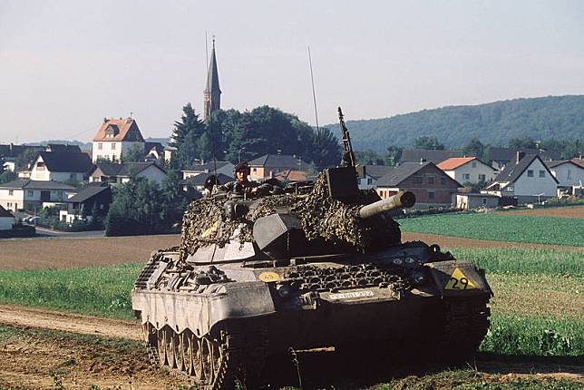 豹1戰車是西德於冷戰時期研製的一種主力戰車。圖為豹1A1A1。(圖擷自Wiki)