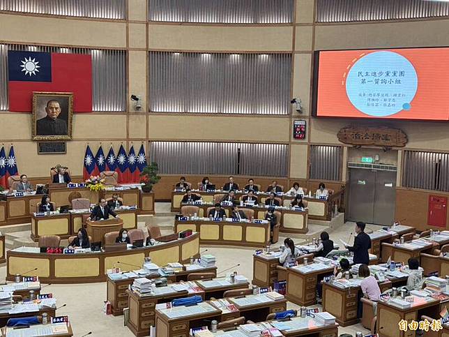 從事公職快50年的侯友宜說，「新北市長可能是最後一個很重要的職位，要好好為人民努力把握機會，做一天少一天」。(記者羅國嘉攝)