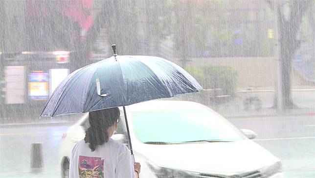 3縣市發布大雷雨即時訊息。圖／台視新聞（資料畫面）