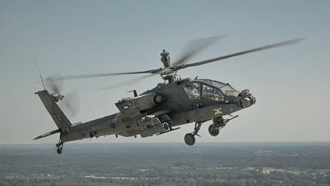 美國國防安全合作局今（22）日發布新聞稿，表示國務院已批准波蘭政府購買 96 架 AH-64E 阿帕契攻擊直升機的請求。 圖：翻攝自Mariusz Błaszczak X@mblaszczak