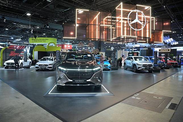 This photo shows the booth of German automaker Mercedes-Benz at the Singapore Motorshow held at Suntec Singapore Convention &amp; Exhibition Centre in Singapore, on Jan. 9, 2025. (Xinhua/Then Chih Wey)