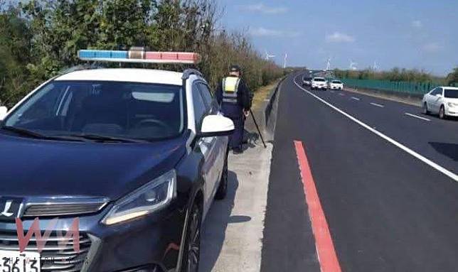 春節車潮湧現！科技執法上陣　臺西分局新增10處移動測速點