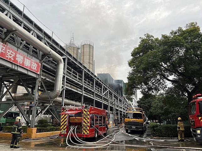 新埔遠東新世紀工廠發生火警，造成2人死亡、19人輕重傷。圖／截自楊文科臉書