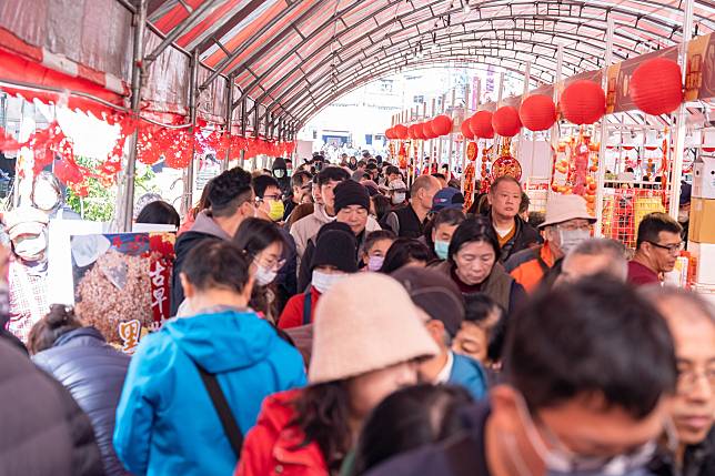 年貨大街消費爭議頻傳，桃市府啟動查處機制。圖：經發局提供