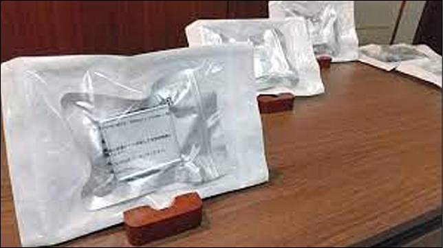 人工製造的海綿狀蛋白質「蠶絲彈力蛋白」。(取自網路)