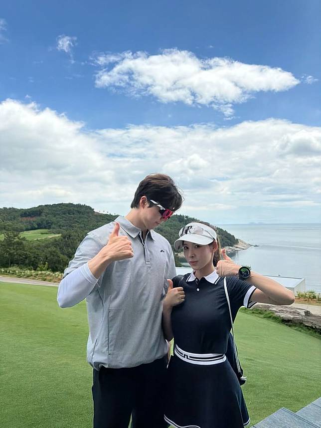 李娜妍（右）曾跟男友南熙斗錄製《換乘戀愛2》，並透過節目決定復合。翻攝IG@inayommi