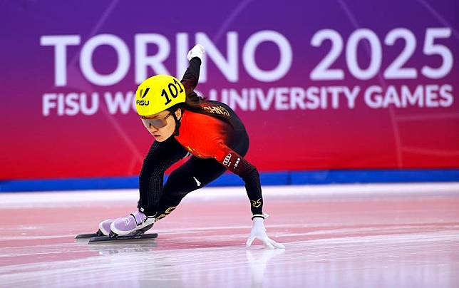 Hao Weiying of China competes during the short track speed skating women's 500m Finals at the 2025 FISU Winter World University Games in Turin, Italy, Jan. 22, 2025. (Xinhua/Ding Xu)