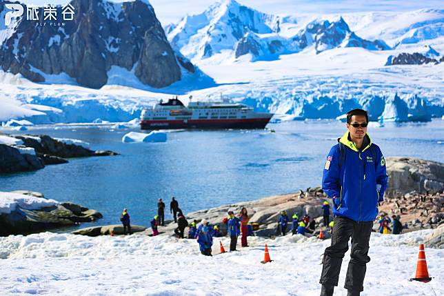 如畫一般的美景，在南極的天堂港出現