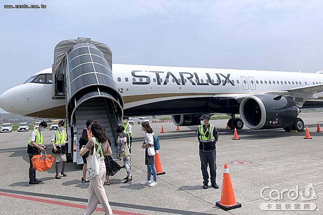 「雙星假期　漫遊台東」奢華旅程先搭乘星宇航空來趟「偽出國」，再坐「環島之星」(圖/卡優新聞網)