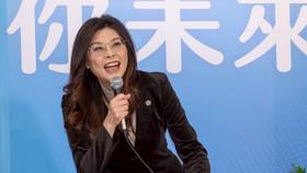 國民黨、民眾黨舉行「逐夢台灣 許你未來」共同願景記者會，鄭麗文。廖瑞祥攝