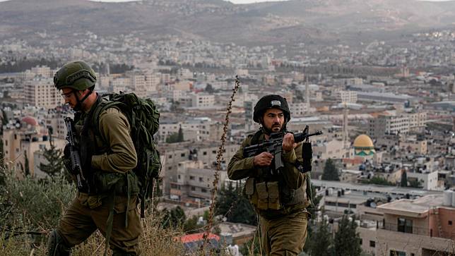 2023年11月18日，以軍在約旦河西岸那不魯斯的巴拉塔難民營（Balata Camp, Nablus）行動。美聯社