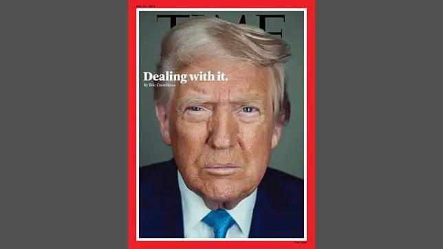 ▲美國總統川普（Donald Trump）在4月22日接受《時代》雜誌專訪，主題是他重返白宮100天，川普暢談國內外各項議題，包括克里米亞屬於俄羅斯，習近平已有向他致電等等。（圖／翻攝自《時代》雜誌官網）