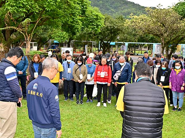 綠博安全檢測復園　縣長率隊為亡者默哀