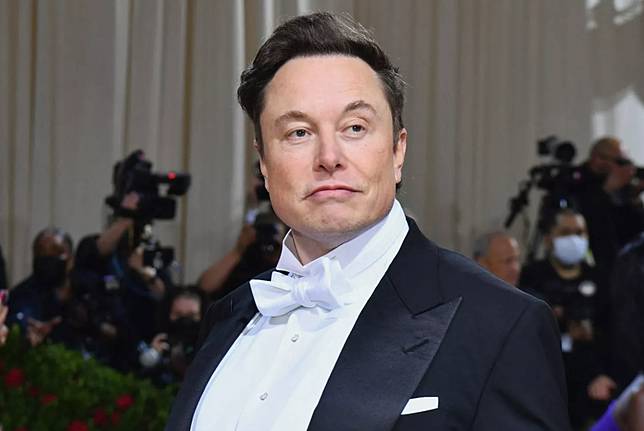 特斯拉執行長、全球首富馬斯克（Elon Musk）2022年曾警告稱，「若日本無法提升生育率，最終將走向滅亡」。如今這一警語似乎正逐步成真。   圖：翻攝自成都商報紅星新聞