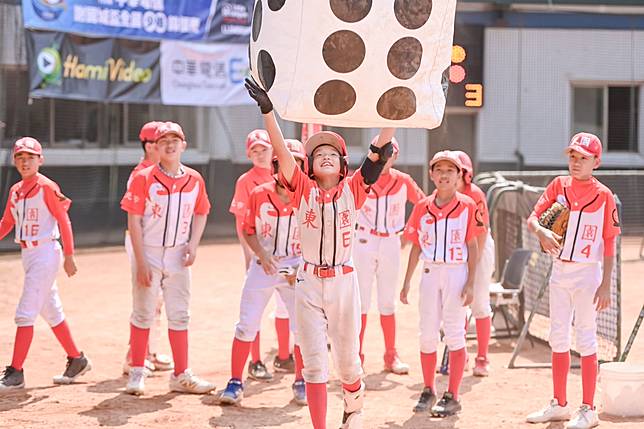 台北市晉級勝部。棒協提供。
