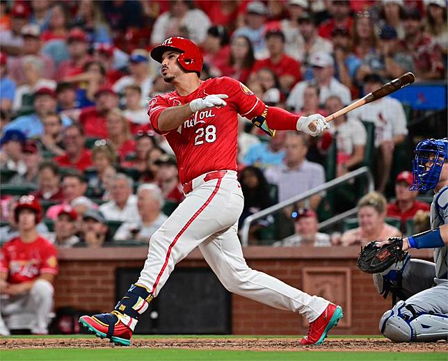 本來已經因為大谷翔平而瘋狂的MLB東京開幕戰突然殺出一個吉伊卡哇聯名還要有垂耳兔烏蕯奇裁判和