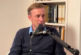 美國拜登政府時期的國家安全顧問蘇利文，日前在接受時論節目專訪時坦言，裴洛西2022年8月堅持訪問台灣，台灣所付出的代價，遠大於所能獲得的利益。