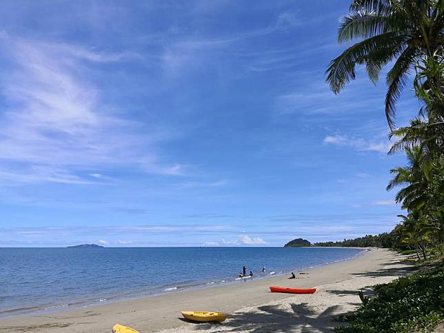 Photo taken on April 3, 2022 shows a beach in Suva, Fiji. (Xinhua/Zhang Yongxing)