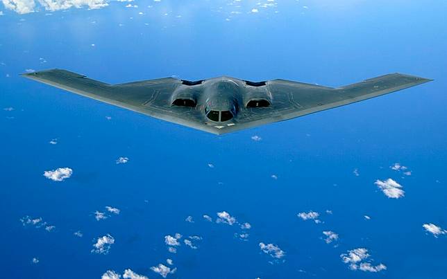  美國空軍 B-2 幽靈隱形轟炸機。 圖：翻攝自維基百科 