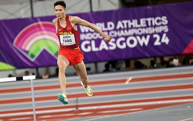 Fang Yaoqing of China warms up during the men's triple jump final of the 2024 World Athletics Indoor Championships in Glasgow, Britain, March 2, 2024. (Xinhua/Li Ying)