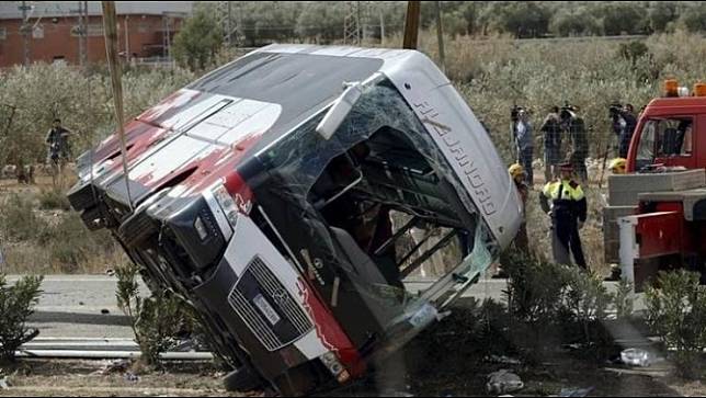 ผู้แสวงบุญเสียชีวิต 35 ศพ จากอุบัติเหตุรุนแรงรถบัสชนกับรถบรรทุกในซาอุฯ