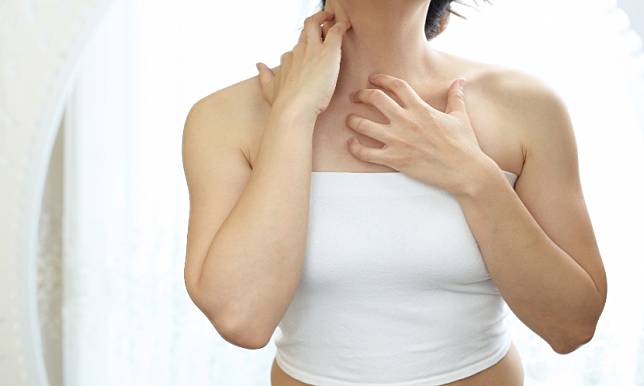皮膚癢、更年期陰道出血、耳朵痛…10種意想不到的癌症症狀　女性更要注意